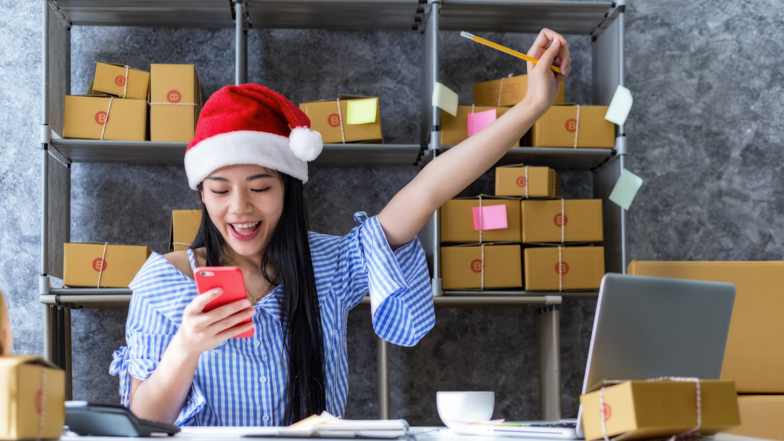 Use electronic signatures this holiday season to maximize profitability and reduce stress.